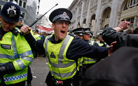 expression of localized fear as sadism: state sanctioned / g20 protests, London